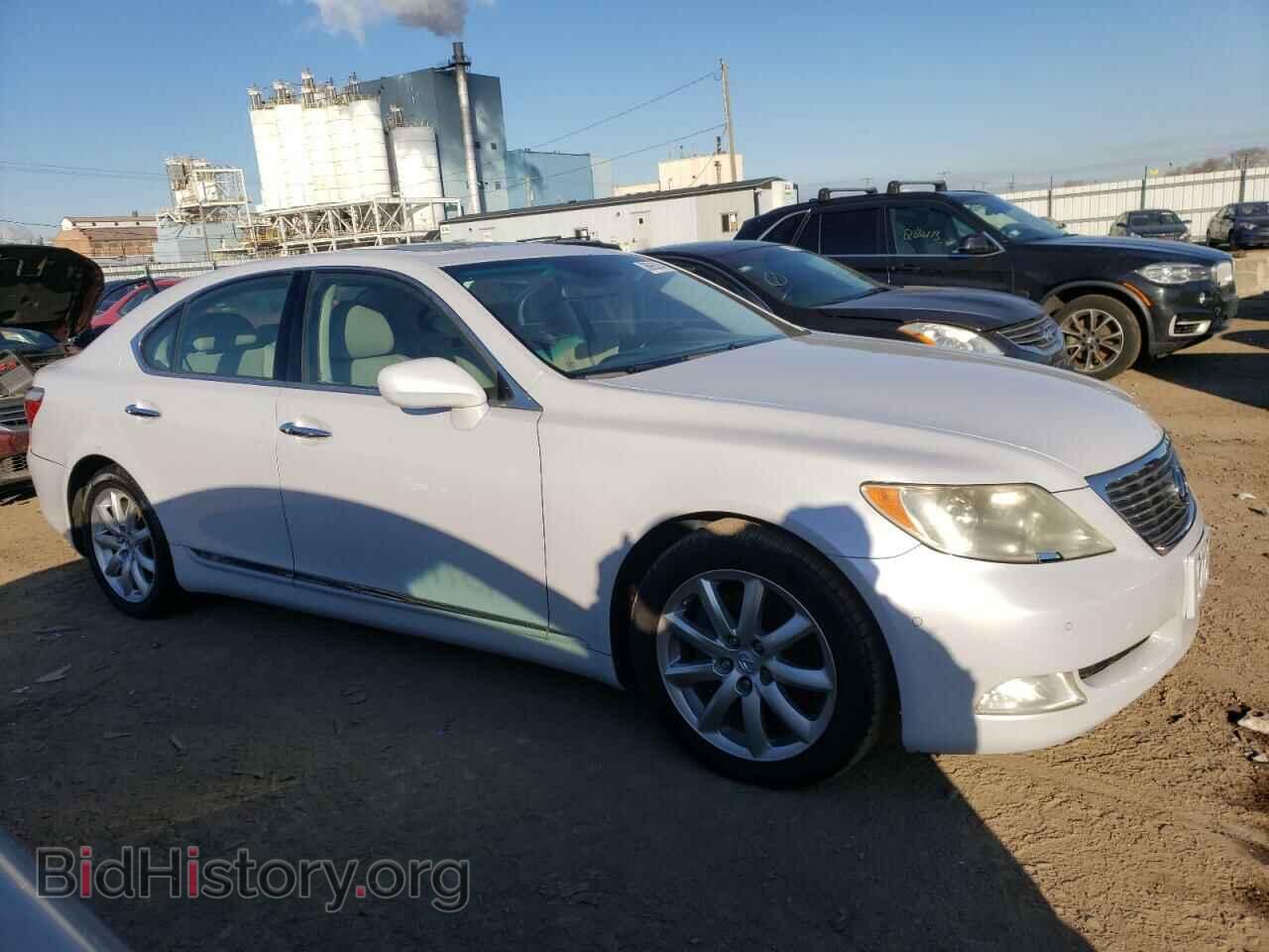 2008 LEXUS LS460 - VIN: JTHBL46F485053574 - Photo 4