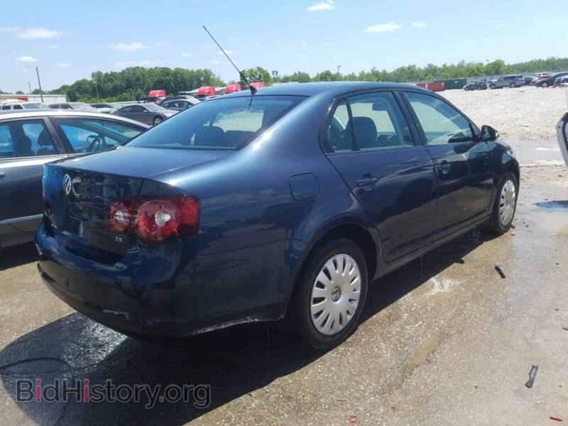 2008 Volkswagen JETTA (VIN 3VWJM71K18M141649) — фото 4 из 10