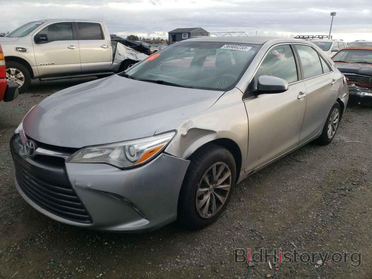 Photo 4T4BF1FK3FR497781 - TOYOTA CAMRY 2015