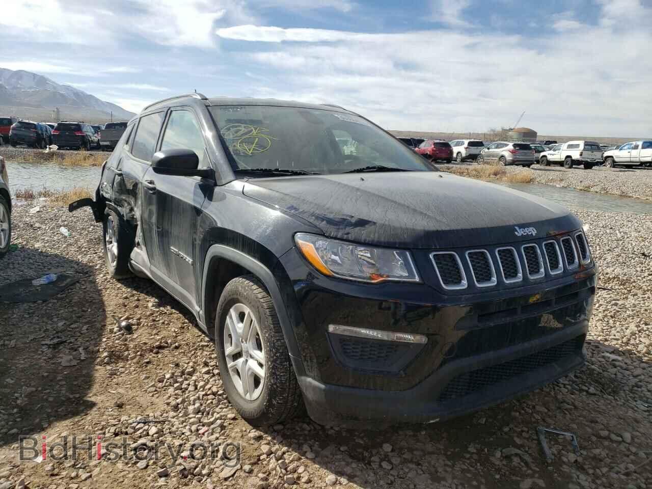 Фотография 3C4NJCAB3HT659841 - JEEP COMPASS 2017