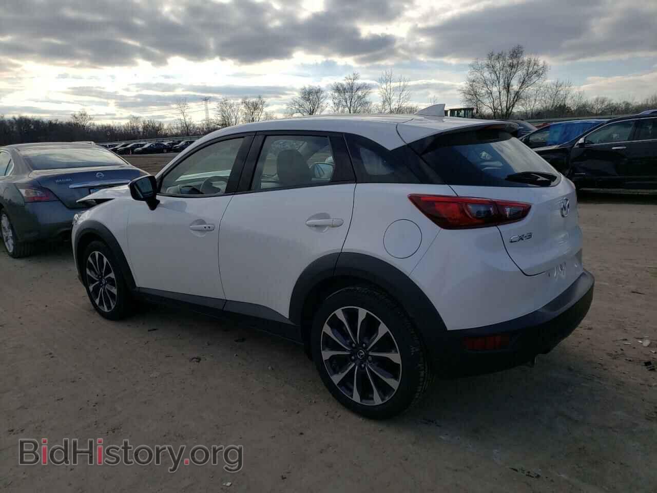 2019 MAZDA CX-3 - VIN: JM1DKDC73K0426988 - Фото 2