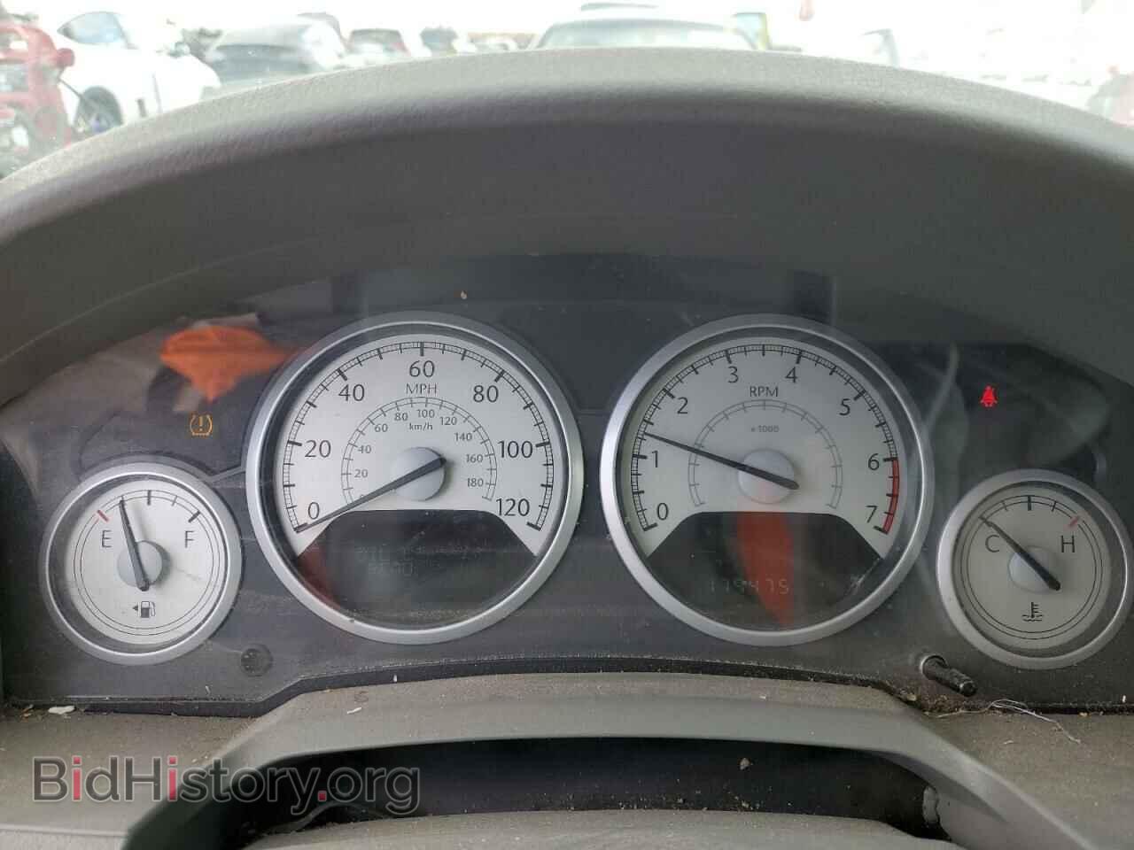 2008 CHRYSLER MINIVAN - VIN: 2A8HR54P38R804090 - Фото 9