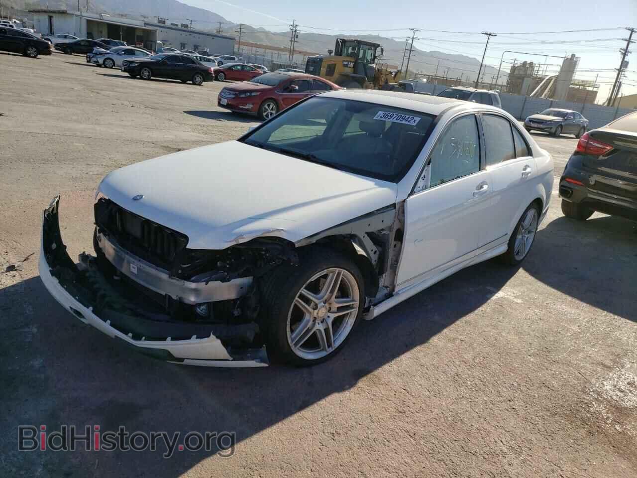 2013 MERCEDES-BENZ C-CLASS - VIN: WDDGF5HB4DA757330 - Фото 2