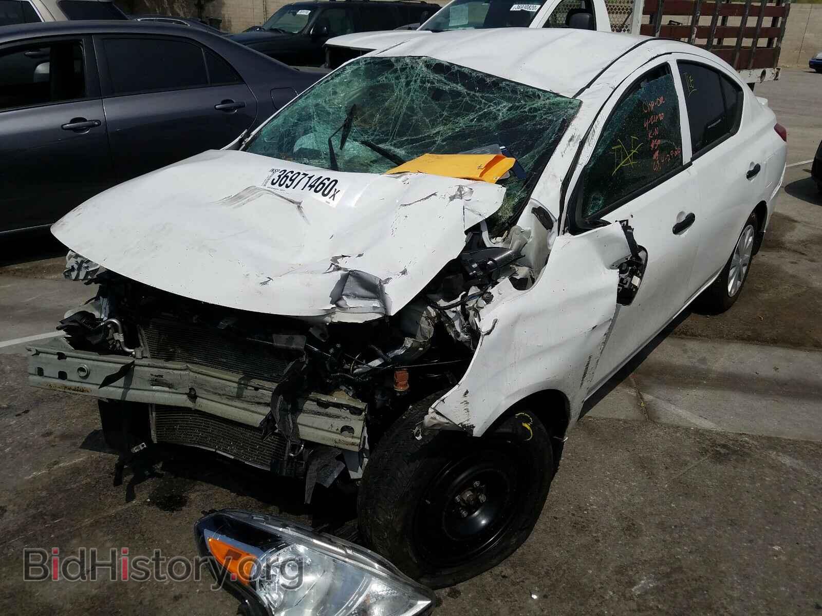 2019 NISSAN VERSA - VIN: 3N1CN7AP8KL839258 - Фото 2