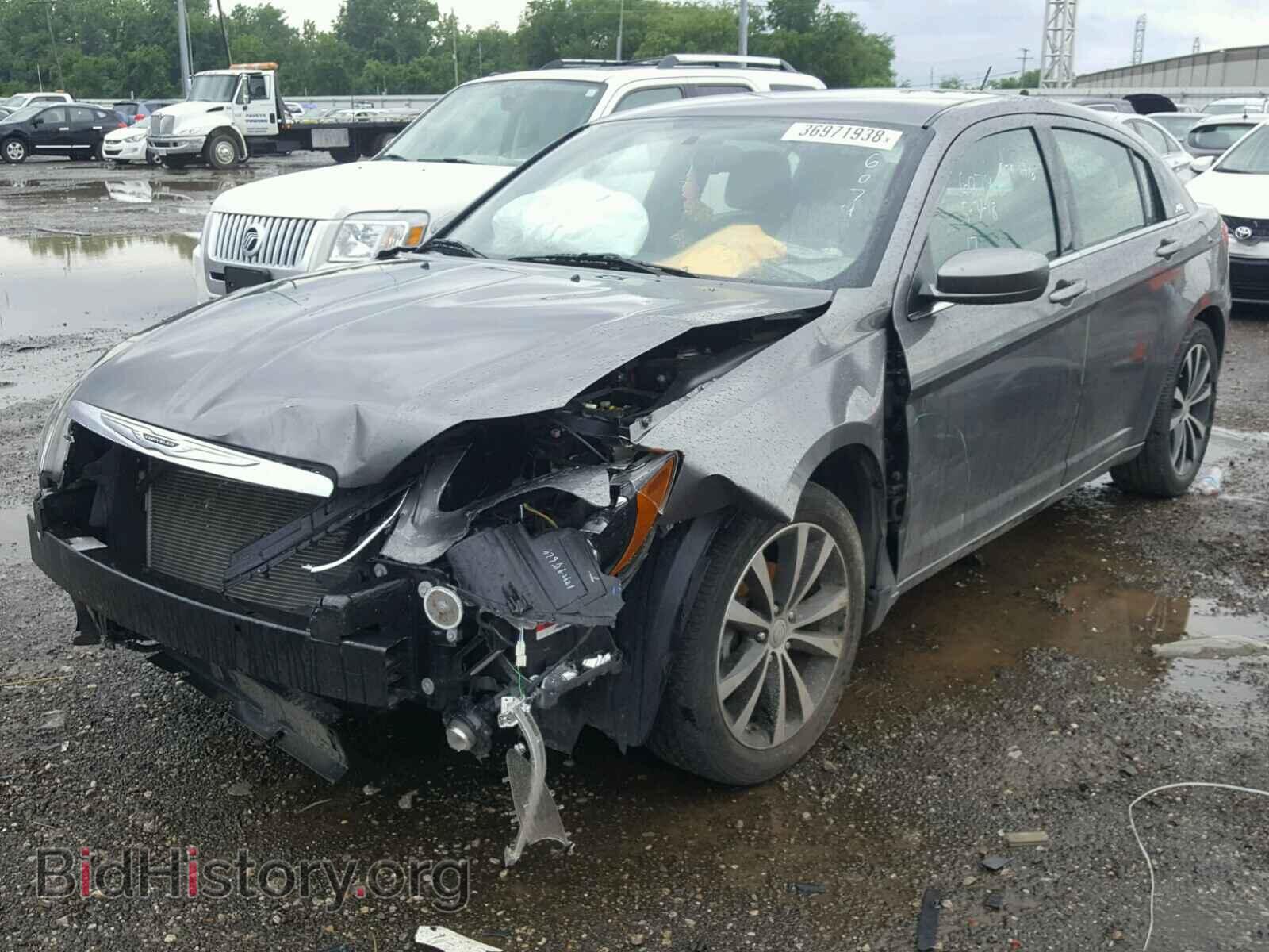 2013 CHRYSLER 200 - VIN: 1C3CCBBB4DN538342 - Фото 2