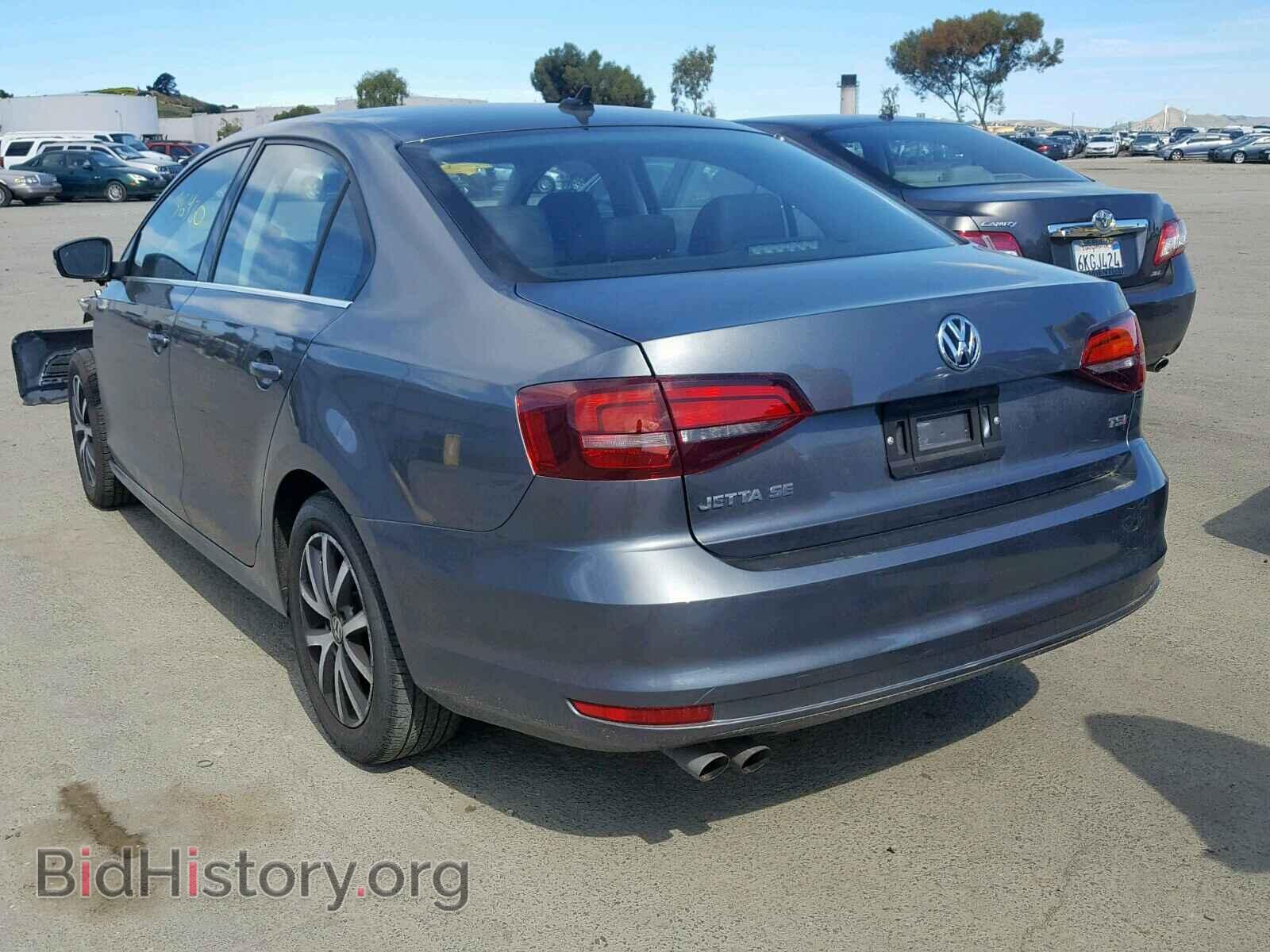 2017 VOLKSWAGEN JETTA - VIN: 3VWDB7AJ6HM304905 - Фото 3