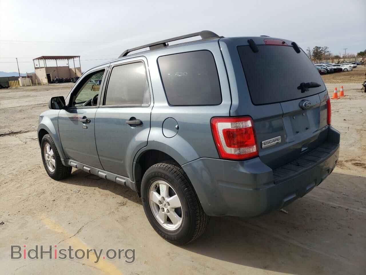 2011 FORD ESCAPE - VIN: 1FMCU0D71BKA22116 - Фото 2