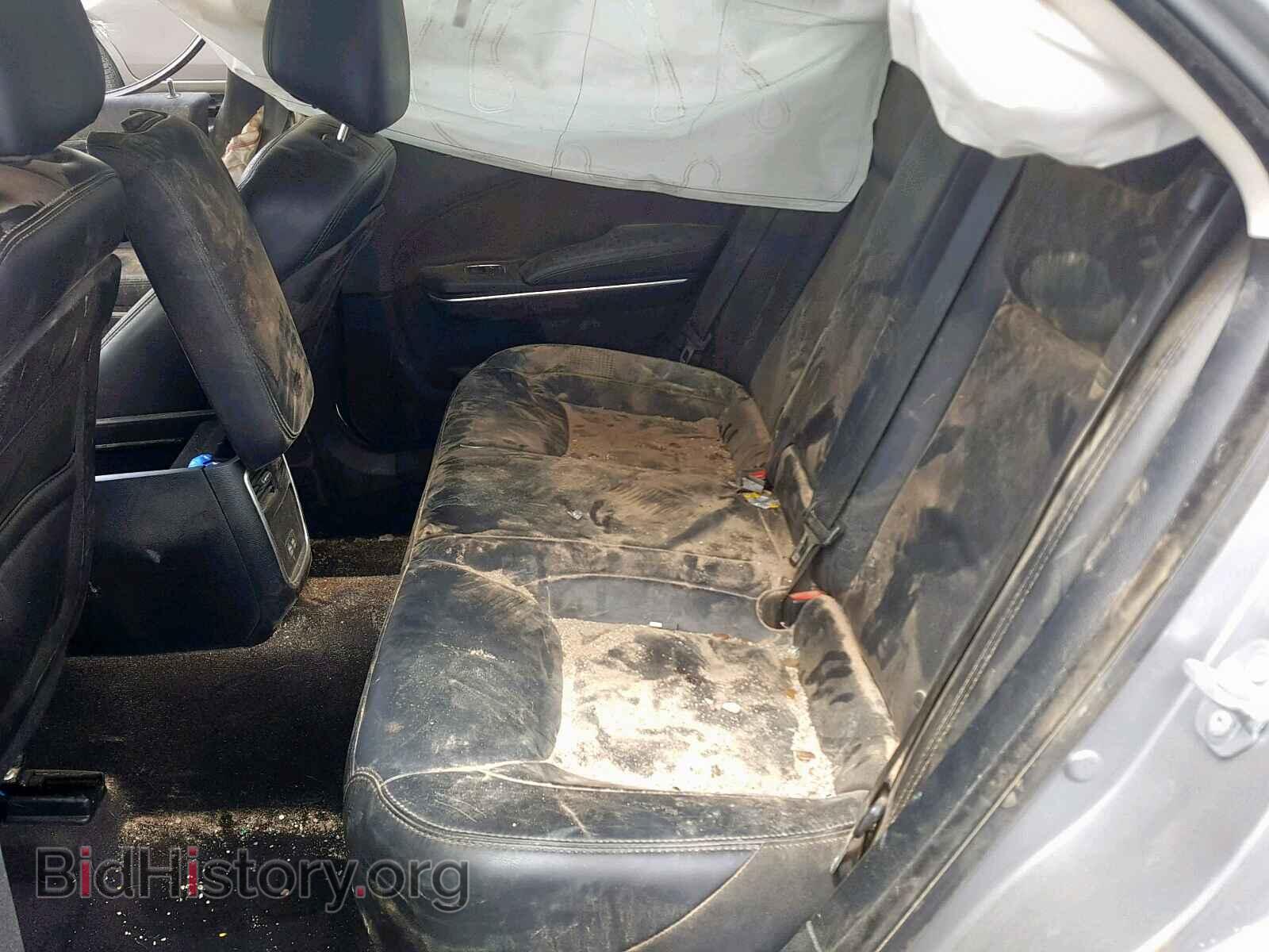 2017 CHRYSLER 300 - VIN: 2C3CCAAG1HH608188 - Фото 6