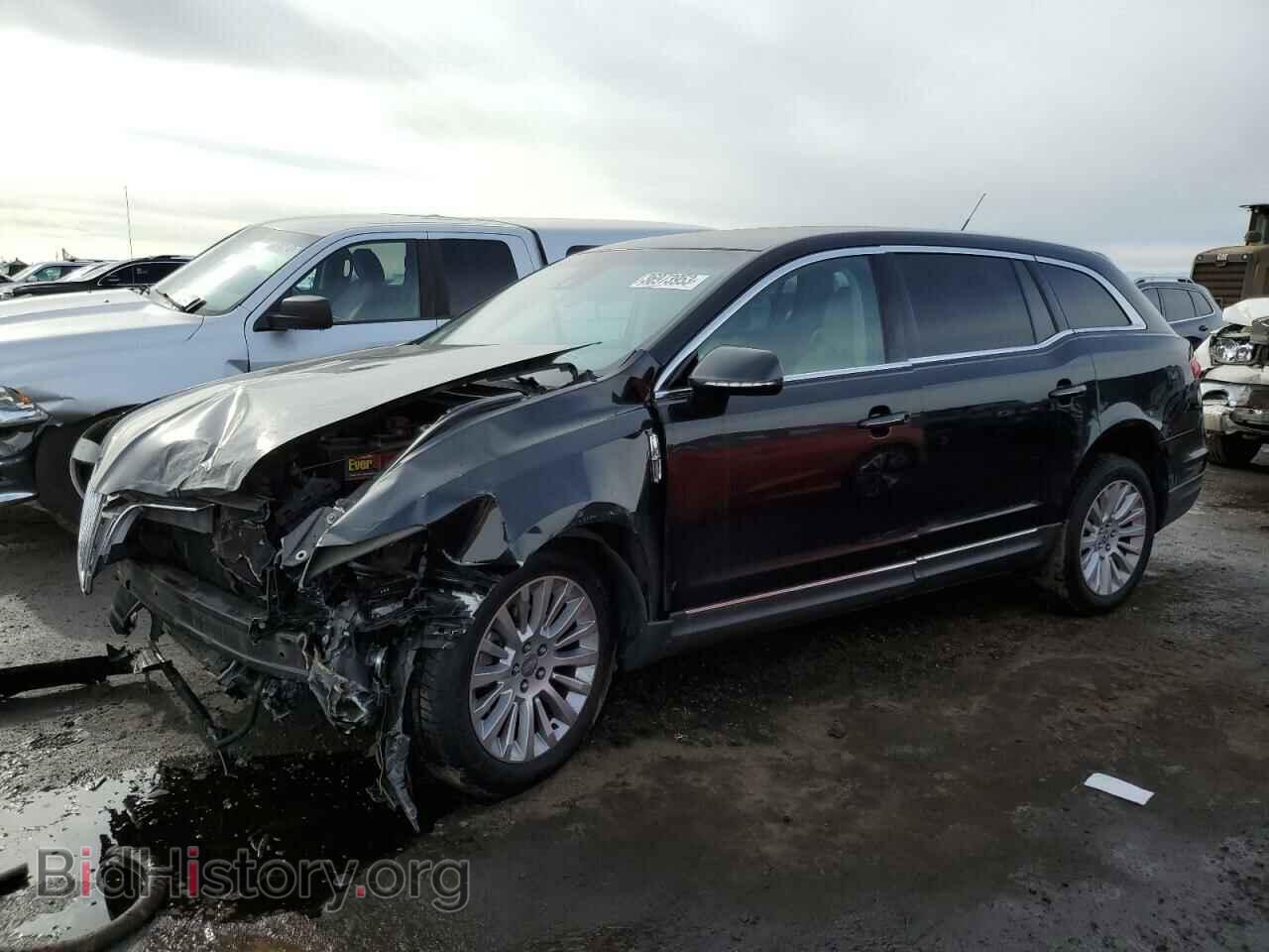 Photo 2LMHJ5AR1ABJ15586 - LINCOLN MKT 2010