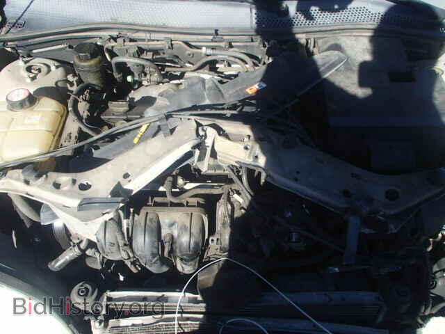 2005 FORD FOCUS - VIN: 3FAFP37N55R110094 - Фото 9