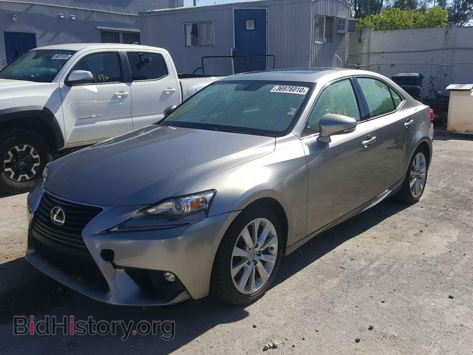 2016 LEXUS IS - VIN: JTHBA1D22G5011908 - Фото 2