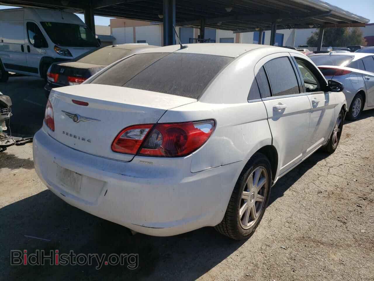 2008 CHRYSLER SEBRING - VIN: 1C3LC56R28N105648 - Фото 4