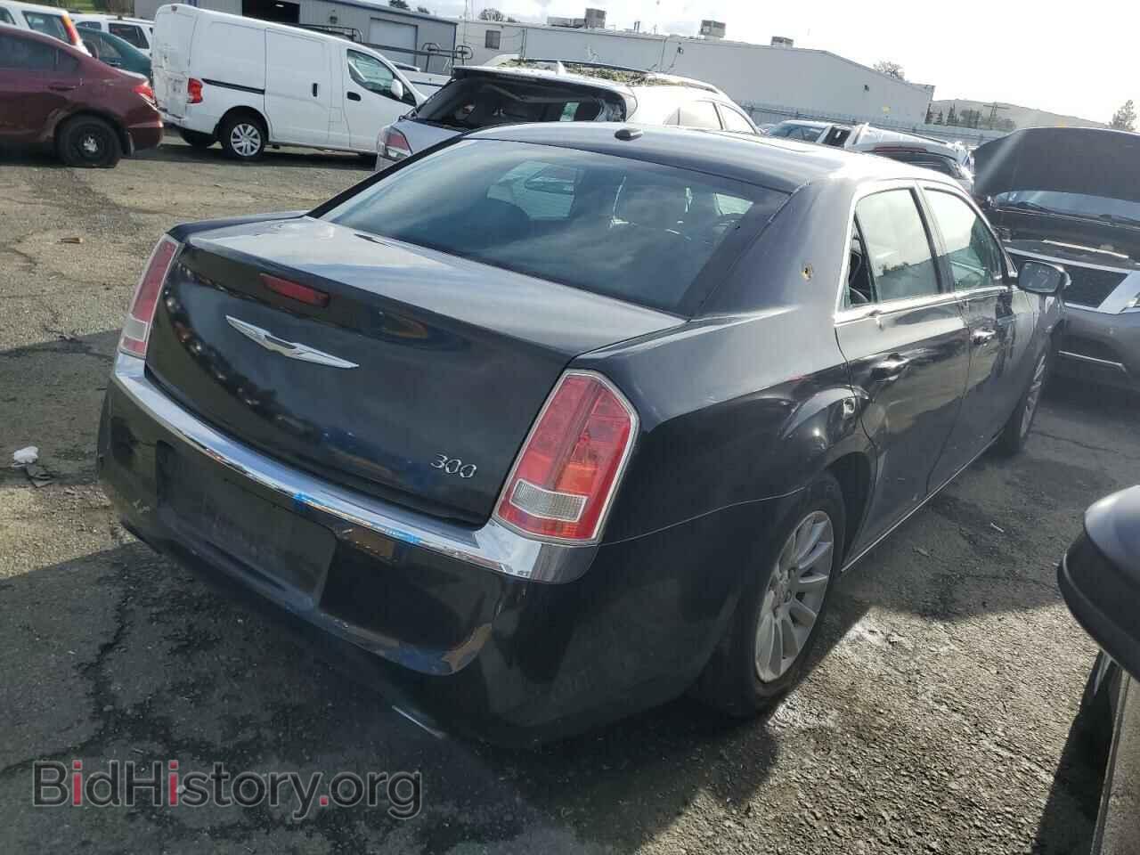 2013 CHRYSLER 300 - VIN: 2C3CCAAG5DH630818 - Фото 3