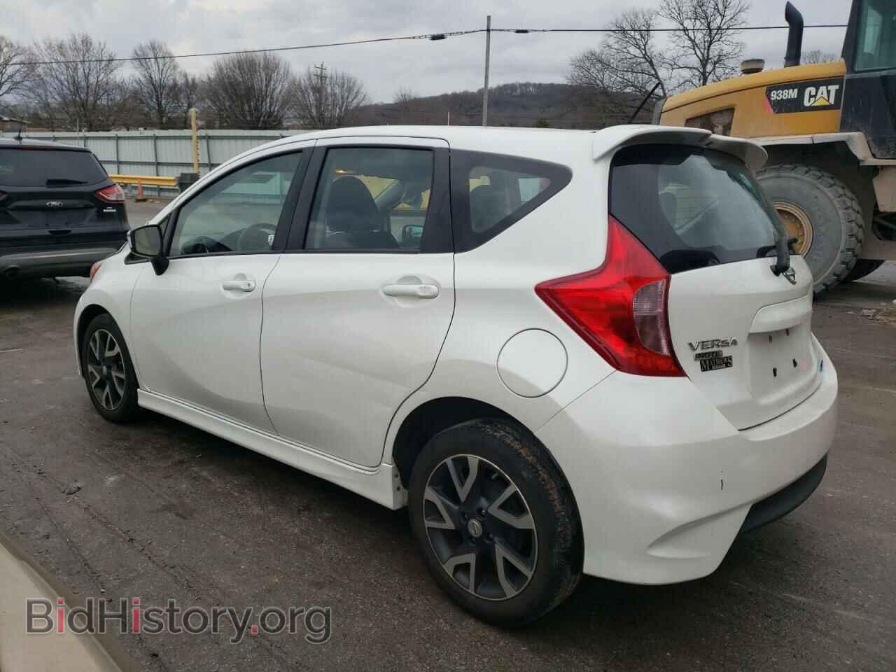 2015 NISSAN VERSA - VIN: 3N1CE2CP0FL360595 - Фото 2