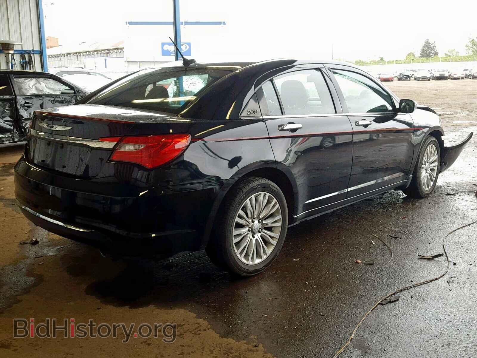 2011 CHRYSLER 200 - VIN: 1C3BC2FG0BN581607 - Фото 4