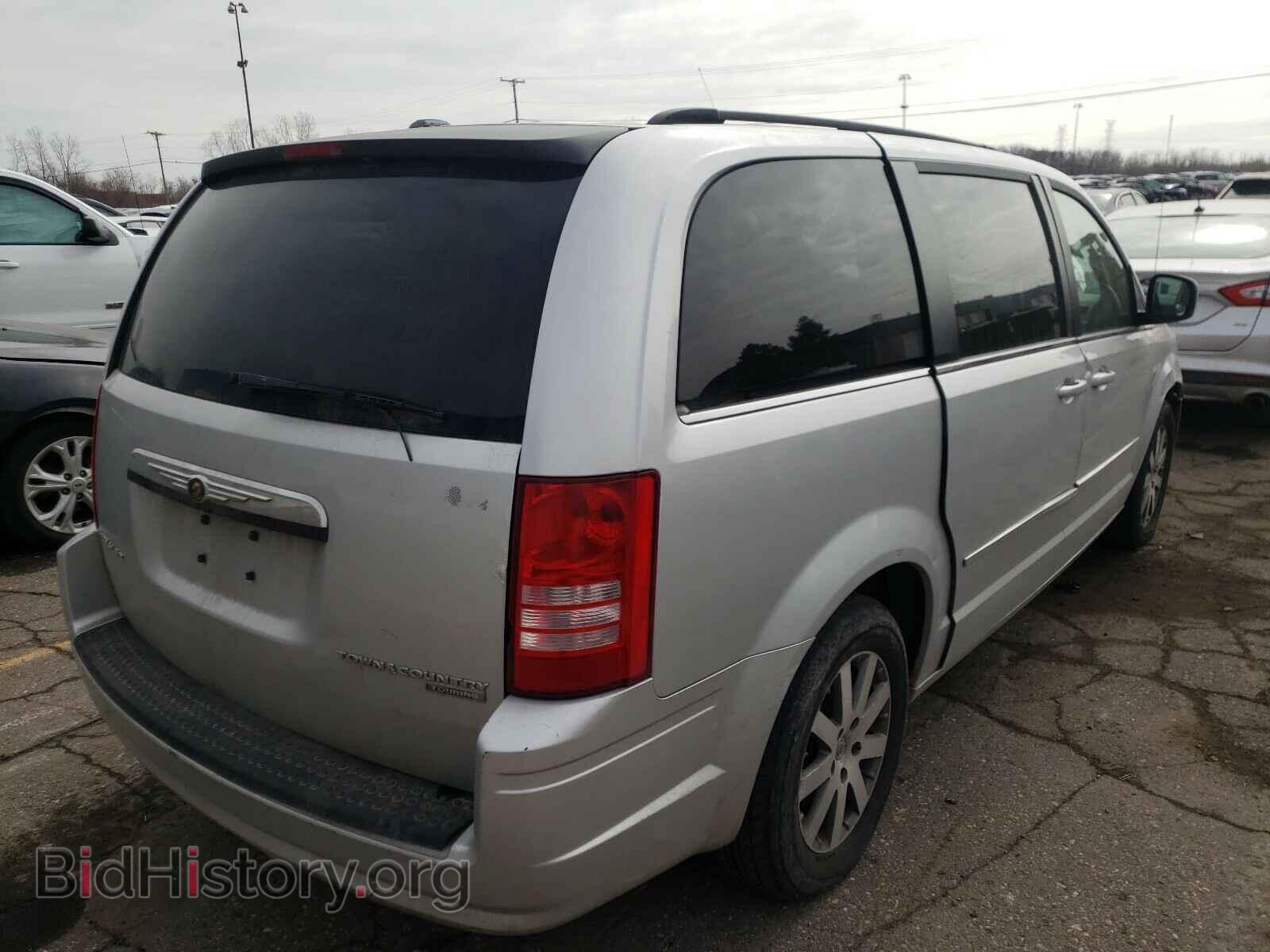 2010 CHRYSLER MINIVAN - VIN: 2A4RR5D11AR479382 - Фото 4