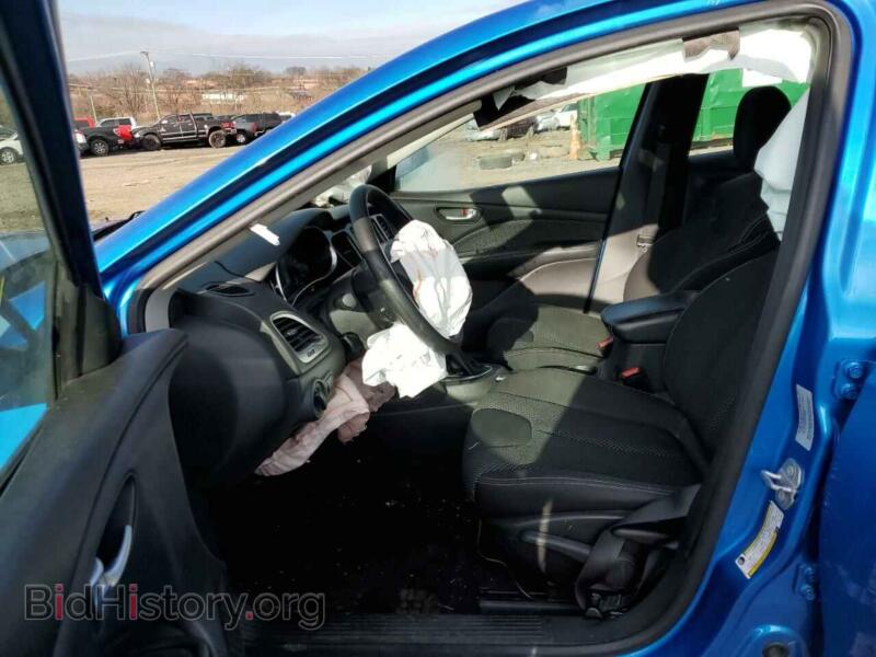 2016 Dodge DART (VIN 1C3CDFBBXGD515372) — фото 7 из 12