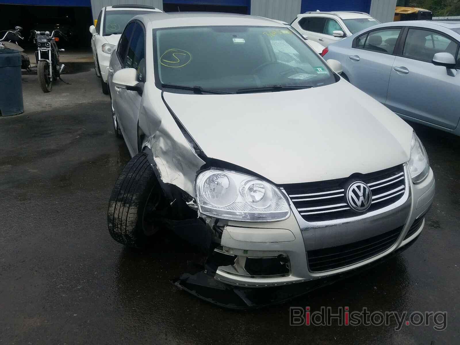 Photo 3VWAX7AJ3AM152849 - VOLKSWAGEN JETTA 2010