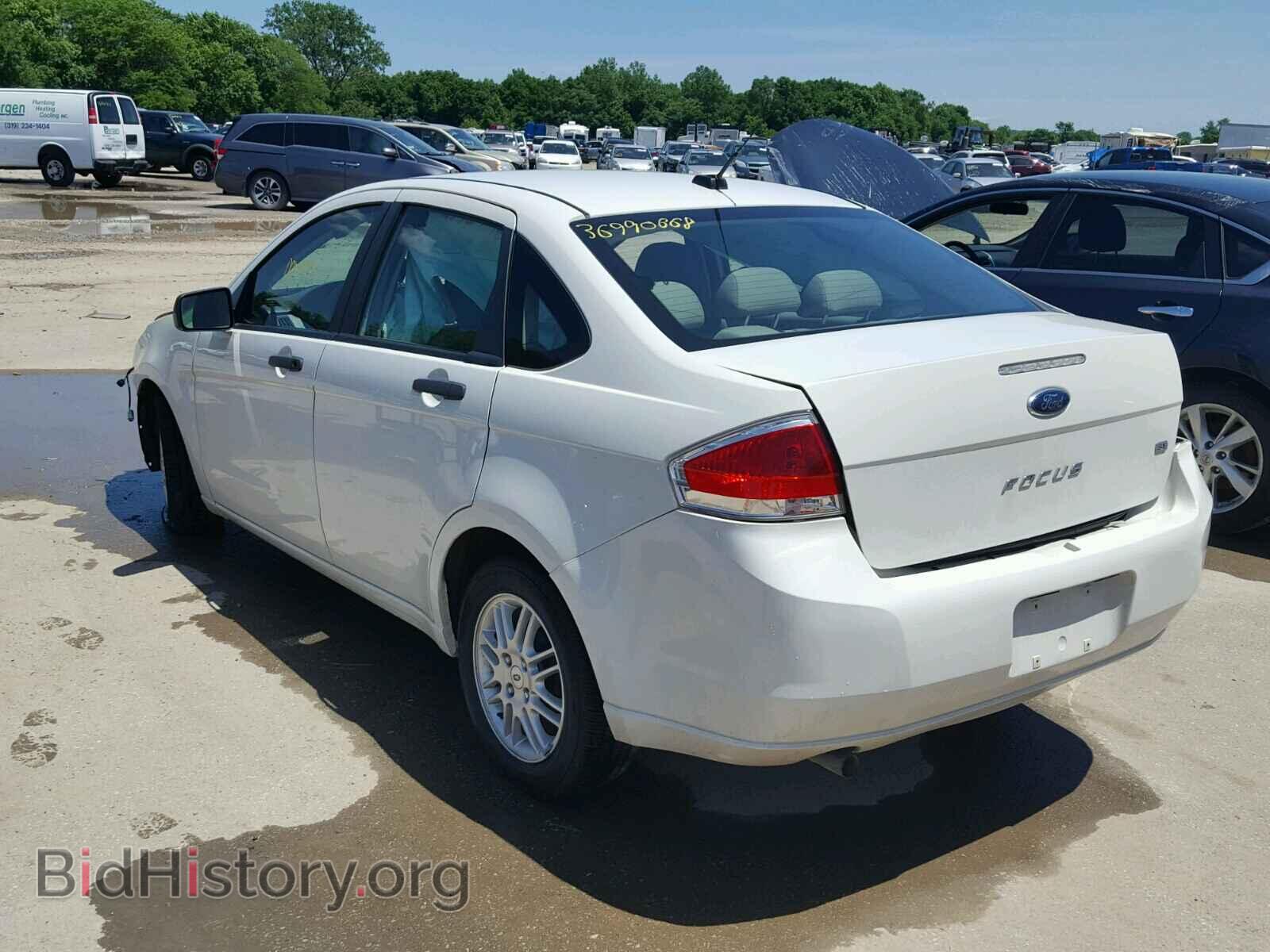 2011 FORD FOCUS - VIN: 1FAHP3FN2BW179604 - Фото 3