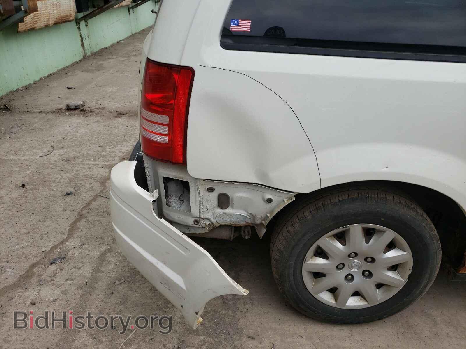 2008 CHRYSLER MINIVAN - VIN: 2A8HR44H98R800113 - Фото 9