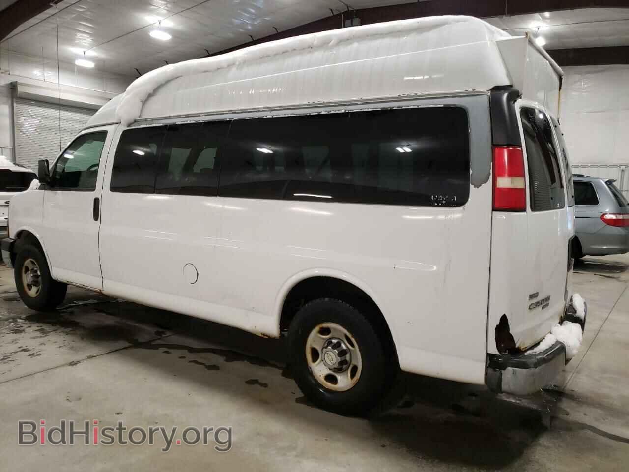 2010 CHEVROLET EXPRESS - VIN: 1GA2G1DG8A1107738 - Фото 2
