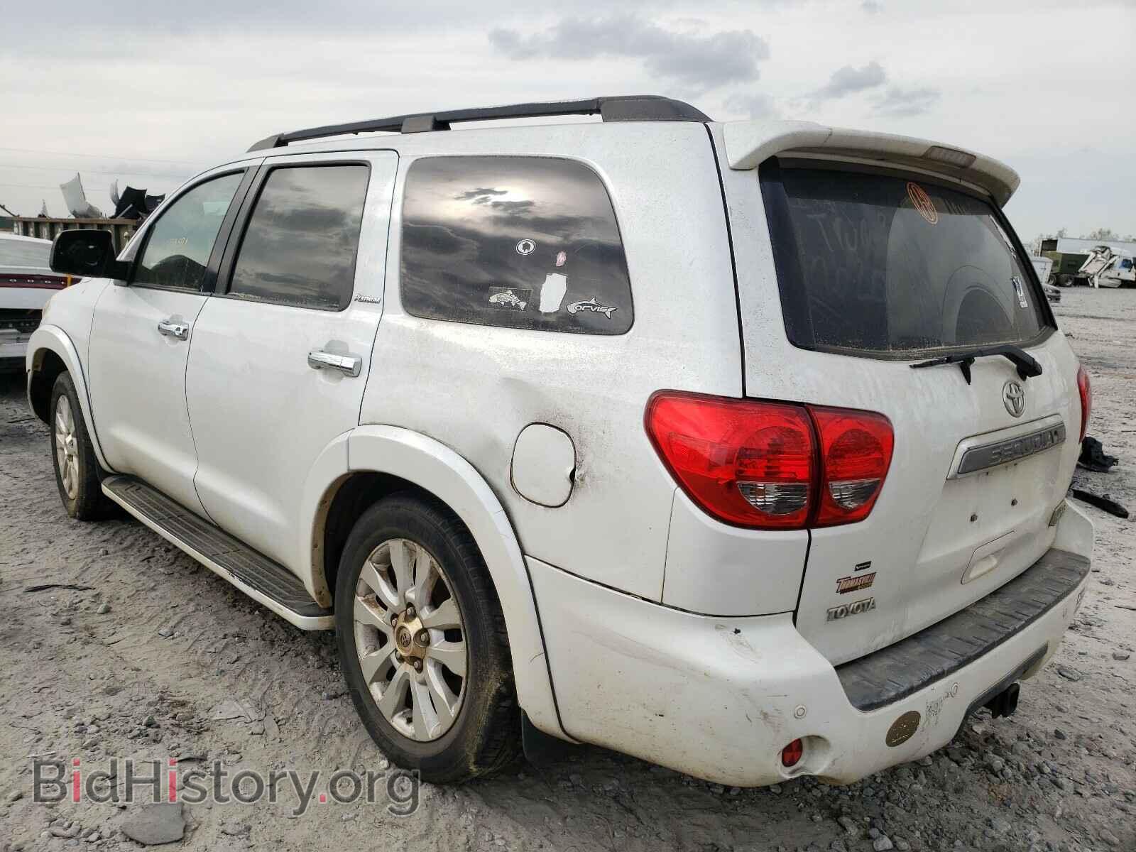 2008 TOYOTA SEQUOIA - VIN: 5TDBY67A88S004518 - Фото 3