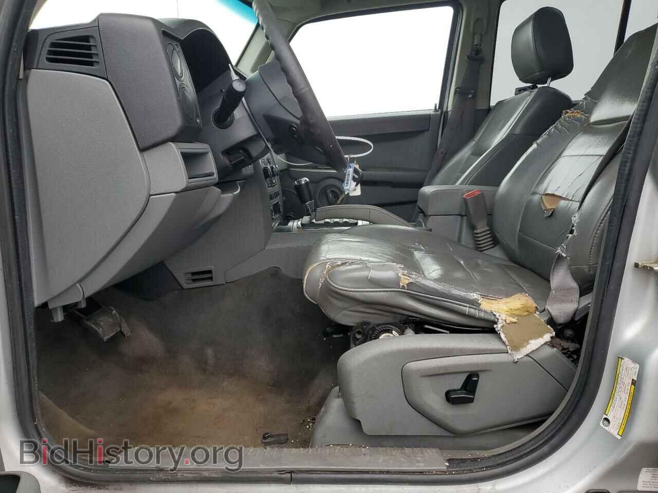 2007 JEEP COMMANDER - VIN: 1J8HG48P87C527745 - Photo 7