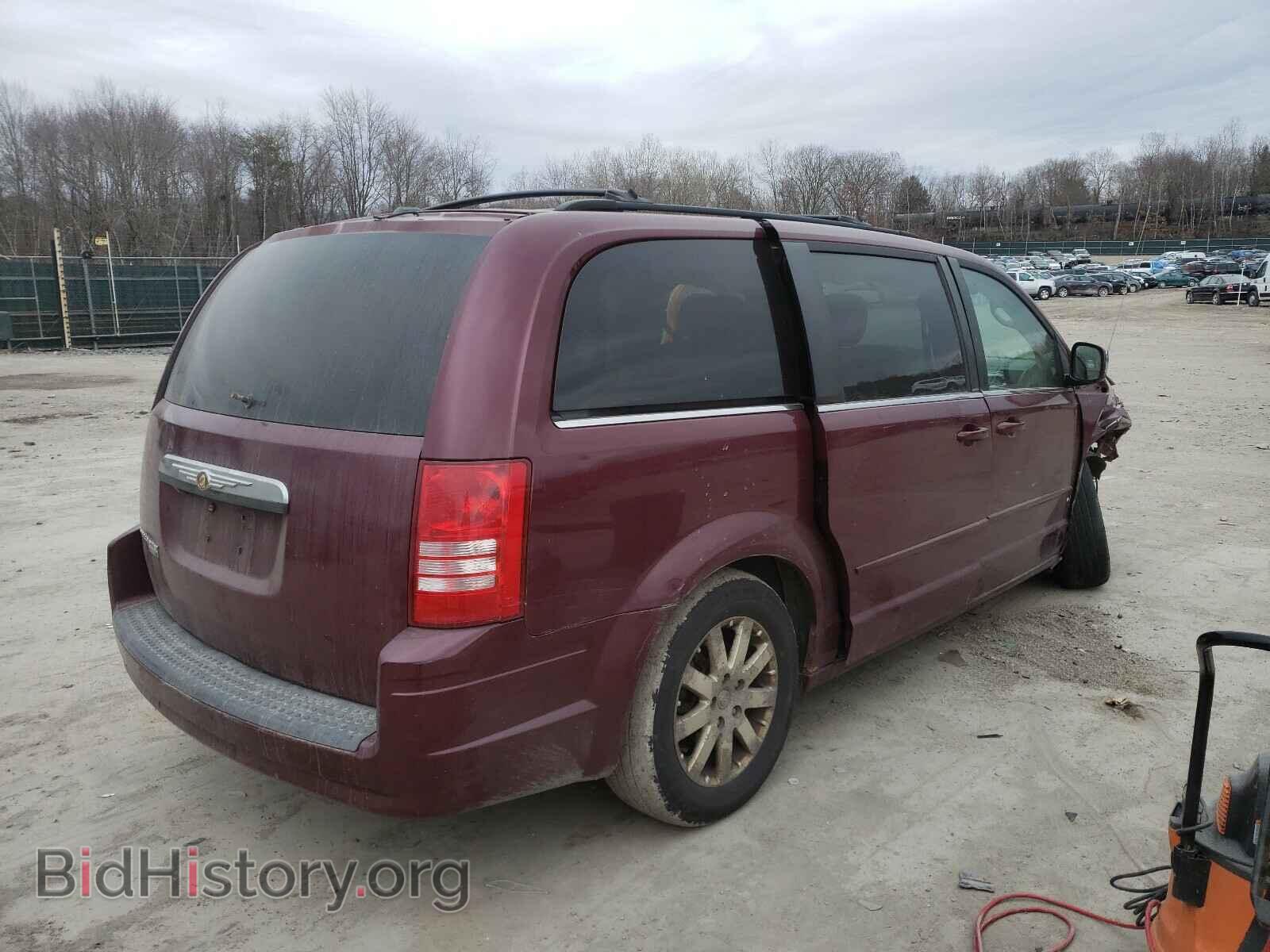 2008 CHRYSLER MINIVAN - VIN: 2A8HR54P38R662436 - Фото 4