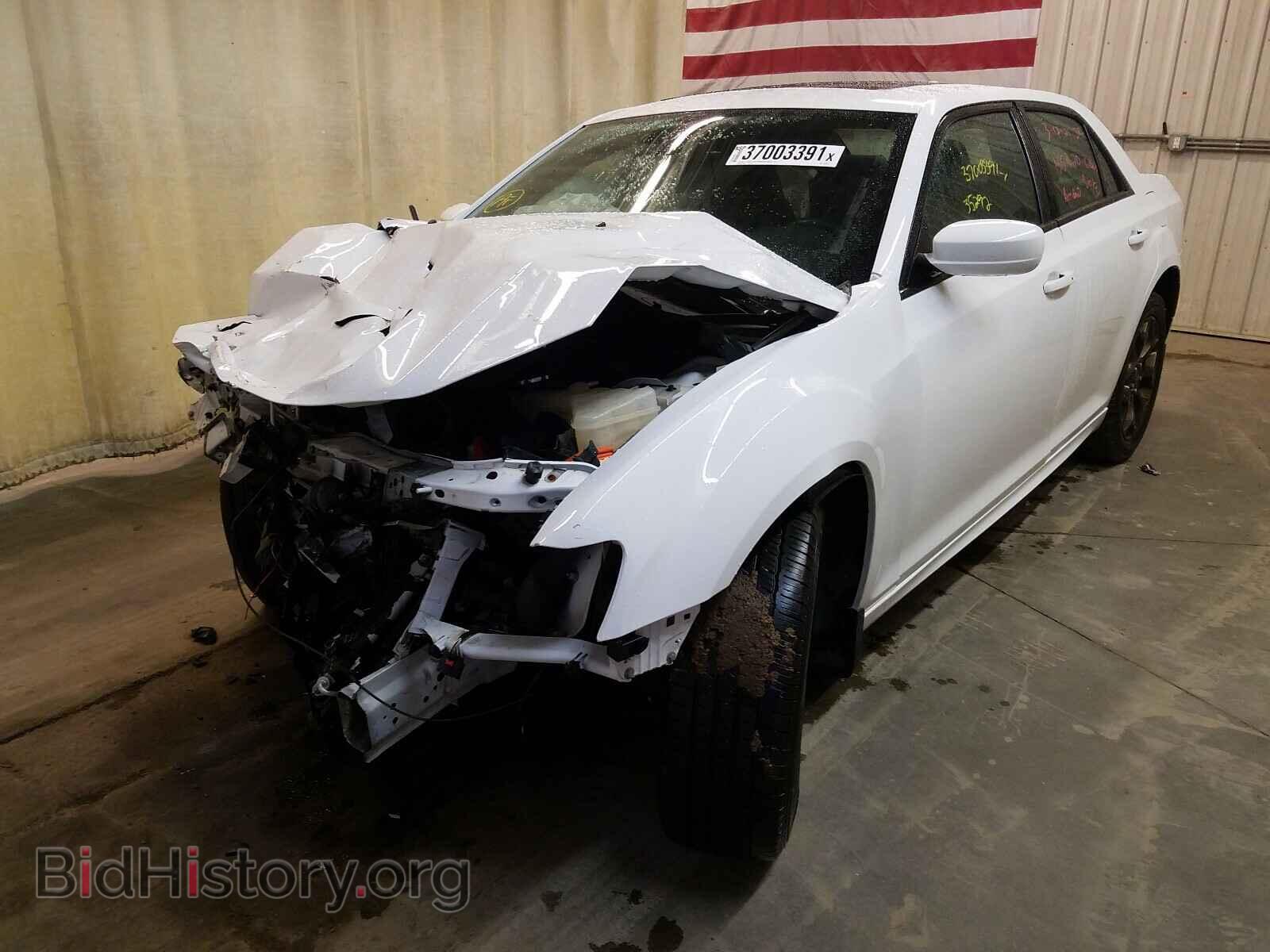 2017 CHRYSLER 300 - VIN: 2C3CCAGG6HH653831 - Фото 2