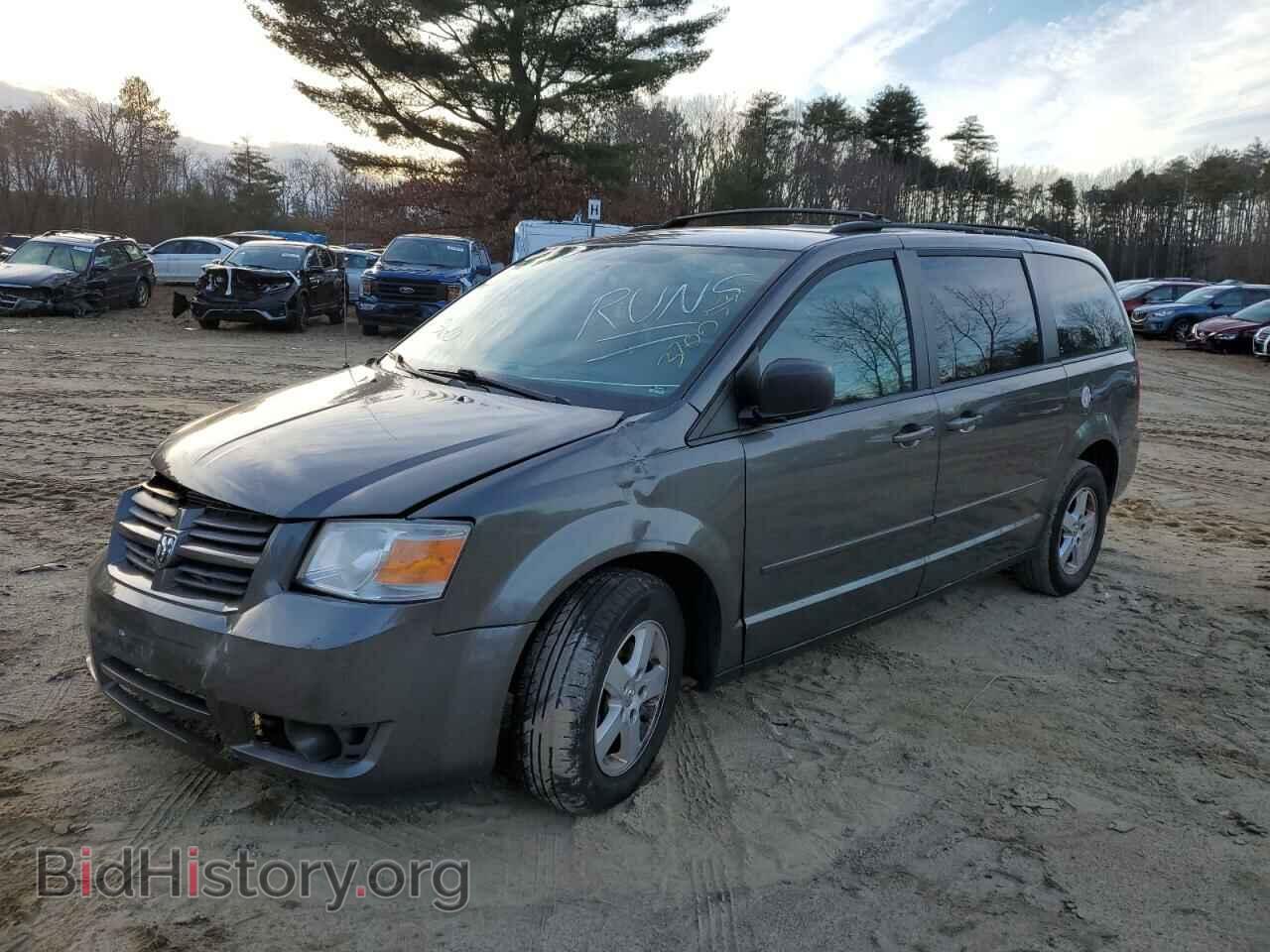 Photo 2D4RN4DE7AR339662 - DODGE CARAVAN 2010