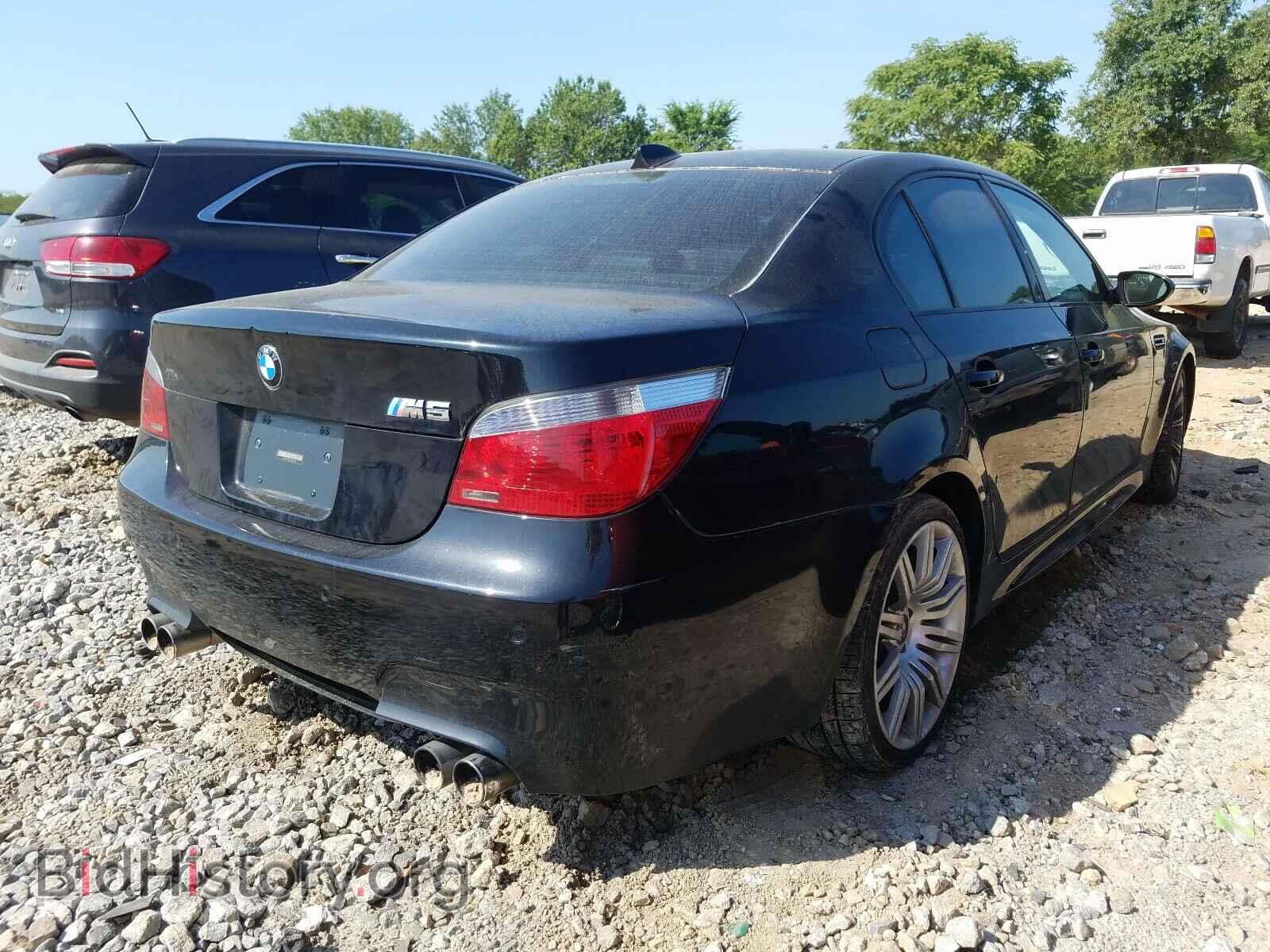 2006 BMW M5 - VIN: WBSNB93576B584785 - Фото 4
