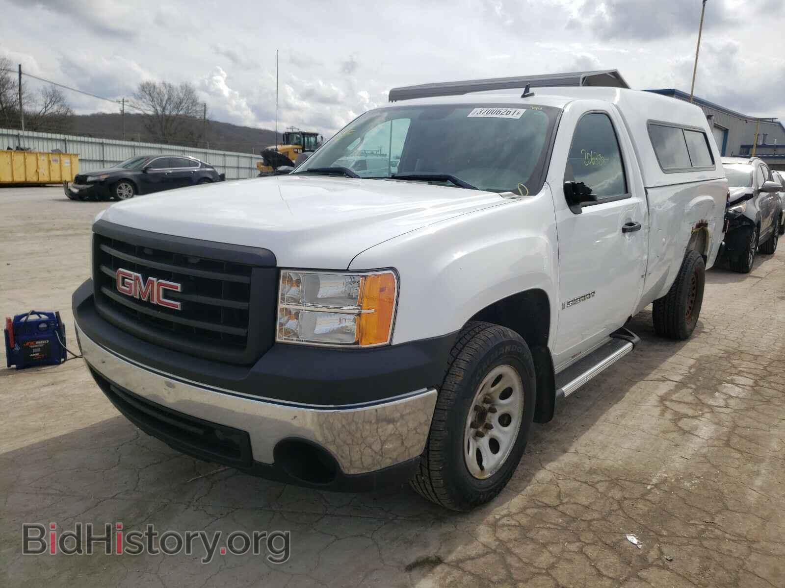 2008 GMC SIERRA - VIN: 1GTEC14X98Z240942 - Фото 2