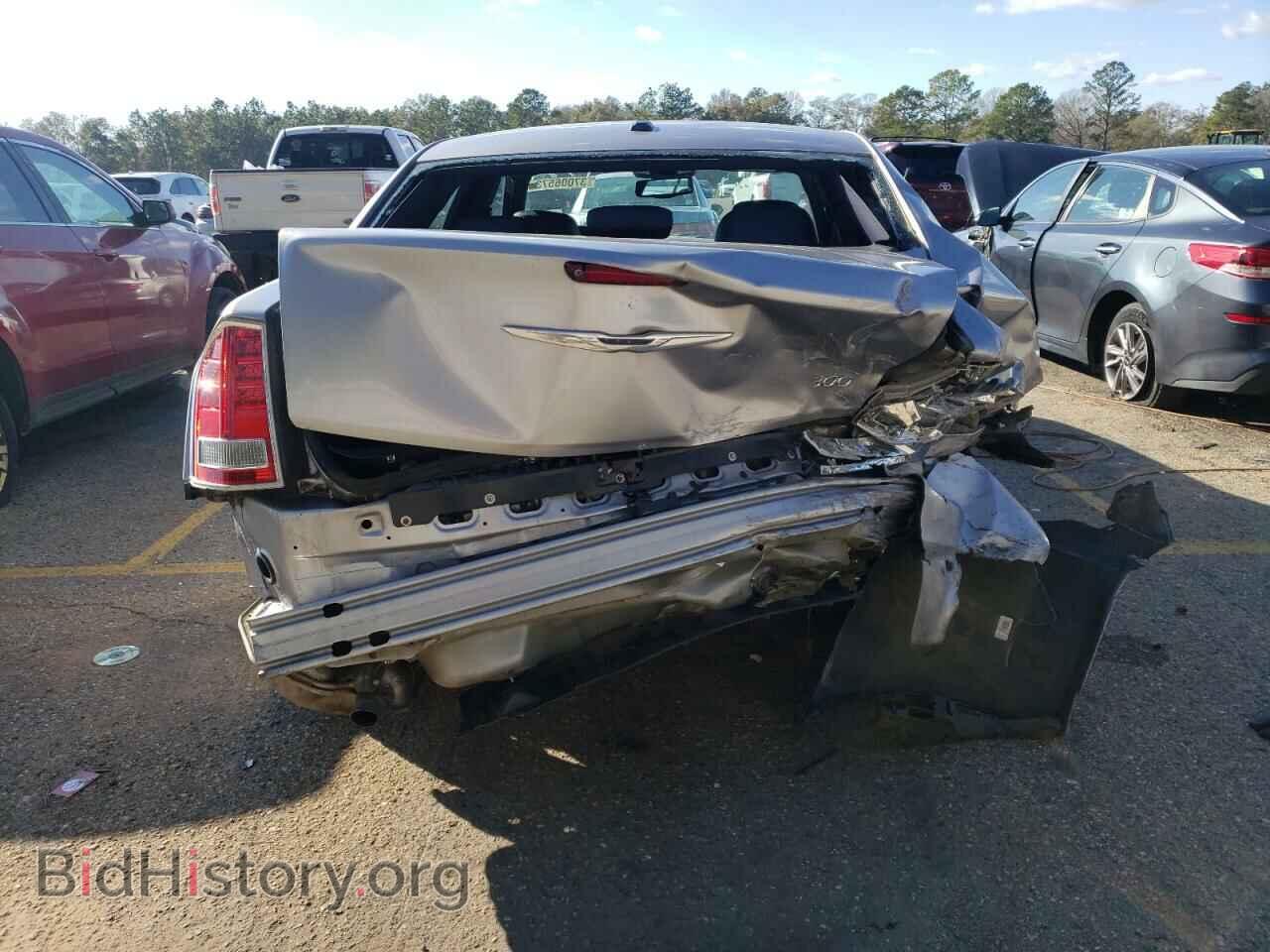 2013 CHRYSLER 300 - VIN: 2C3CCAAG4DH732949 - Фото 6