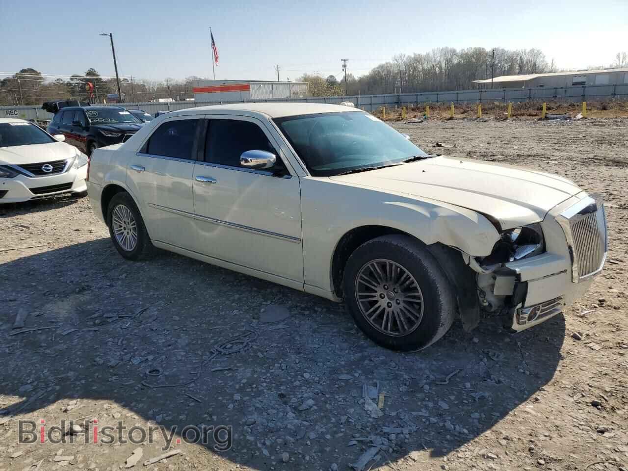 2010 CHRYSLER 300 - VIN: 2C3CA5CV8AH325219 - Фото 4