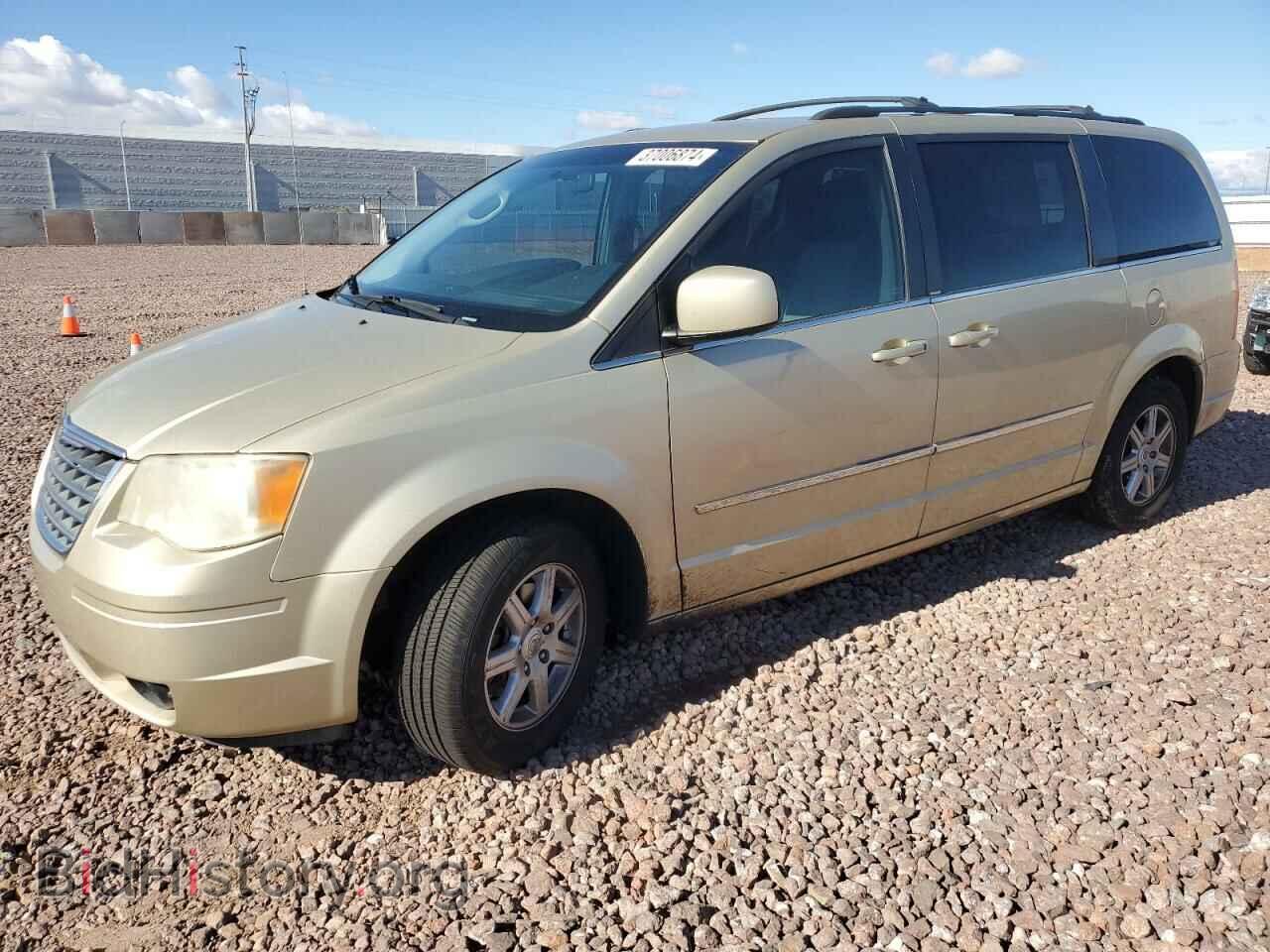 Photo 2A4RR8D17AR357045 - CHRYSLER MINIVAN 2010