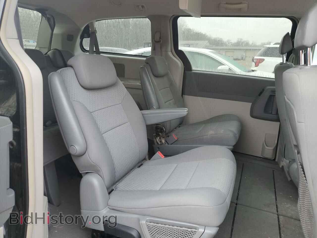 2010 CHRYSLER MINIVAN - VIN: 2A4RR5D10AR300877 - Фото 11