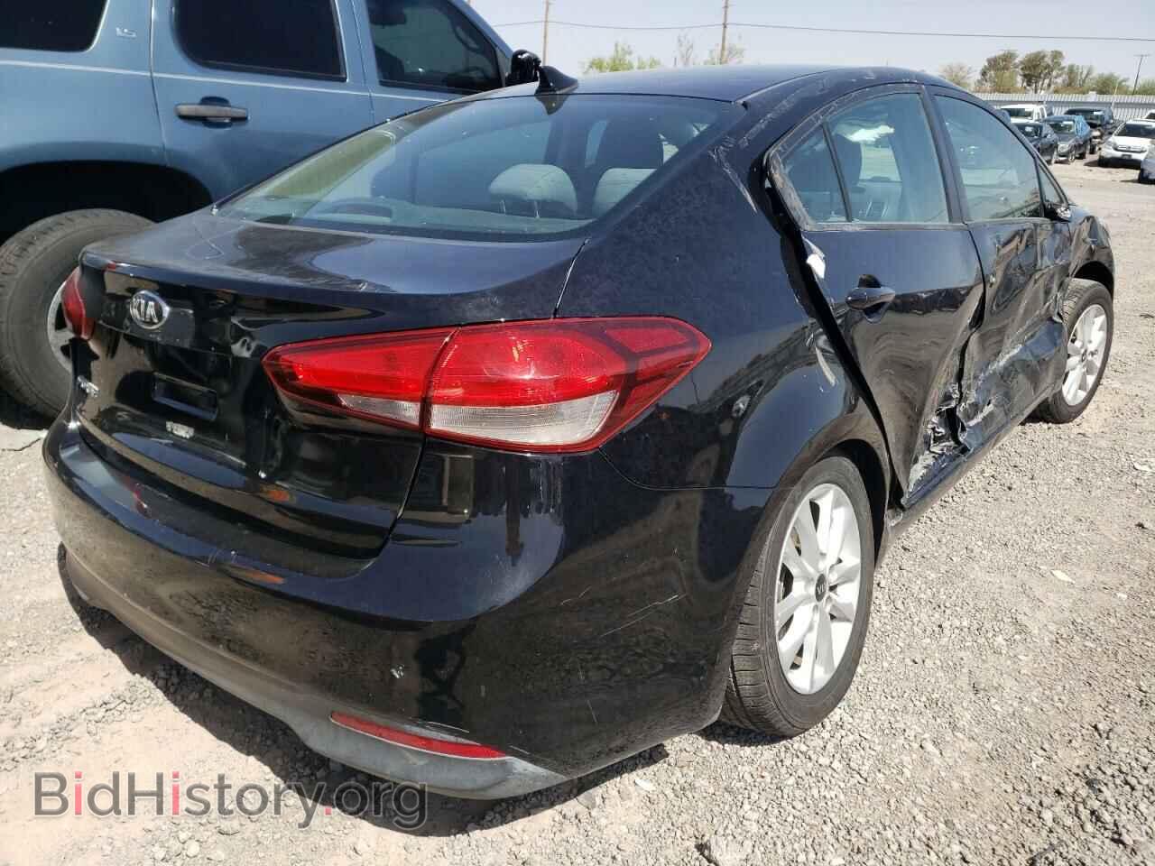 2017 KIA FORTE - VIN: 3KPFL4A77HE013092 - Фото 4