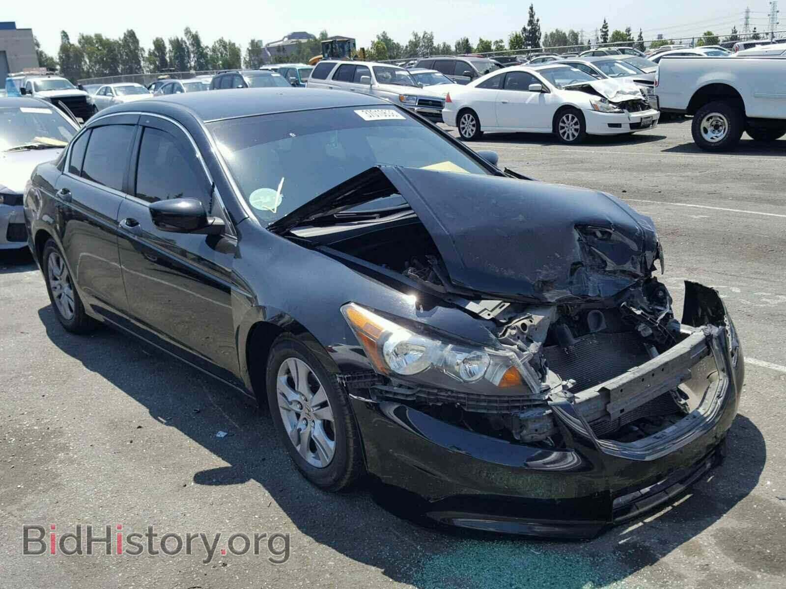 Photo 1HGCP2F67CA021668 - HONDA ACCORD SE 2012