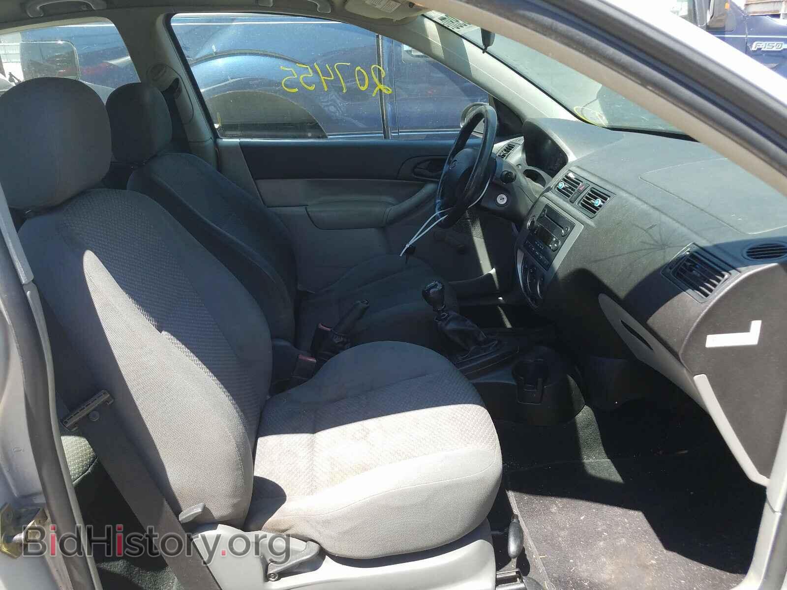 2005 FORD FOCUS - VIN: 3FAFP31N15R110960 - Фото 5