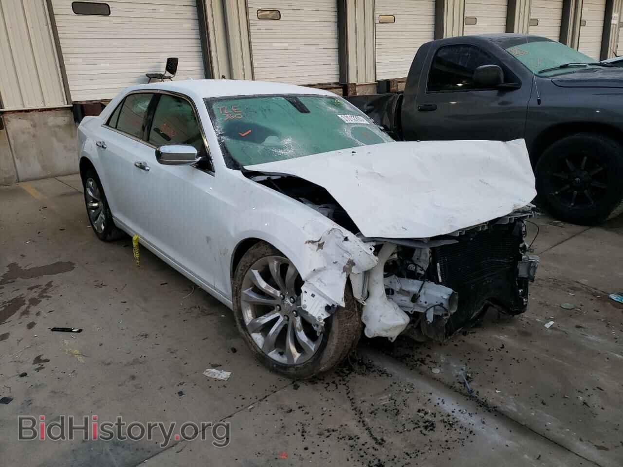 2019 CHRYSLER 300 - VIN: 2C3CCAEG9KH693539 - Фото 4