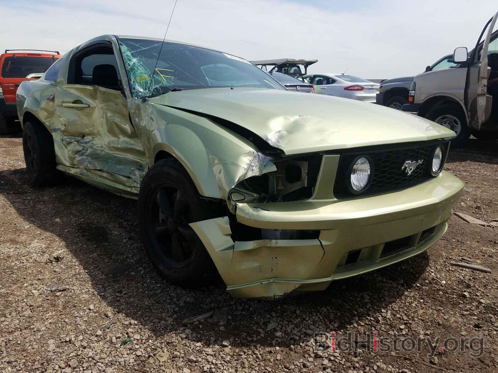 Photo 1ZVHT82H265192574 - FORD MUSTANG 2006