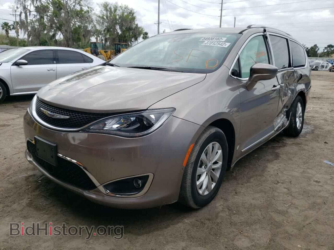 2018 CHRYSLER PACIFICA - VIN: 2C4RC1BG8JR152405 - Фото 2