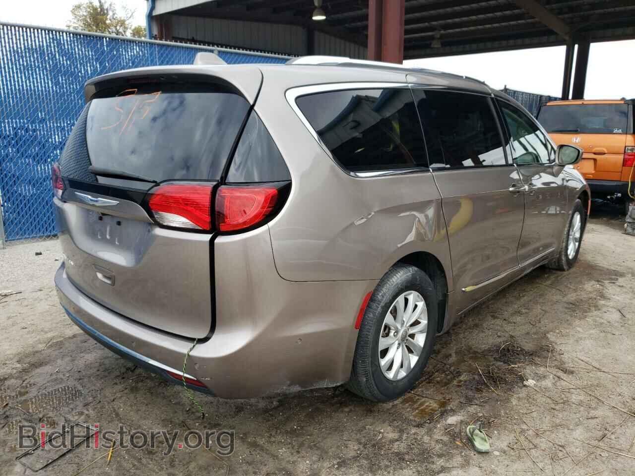 2018 CHRYSLER PACIFICA - VIN: 2C4RC1BG8JR152405 - Фото 4