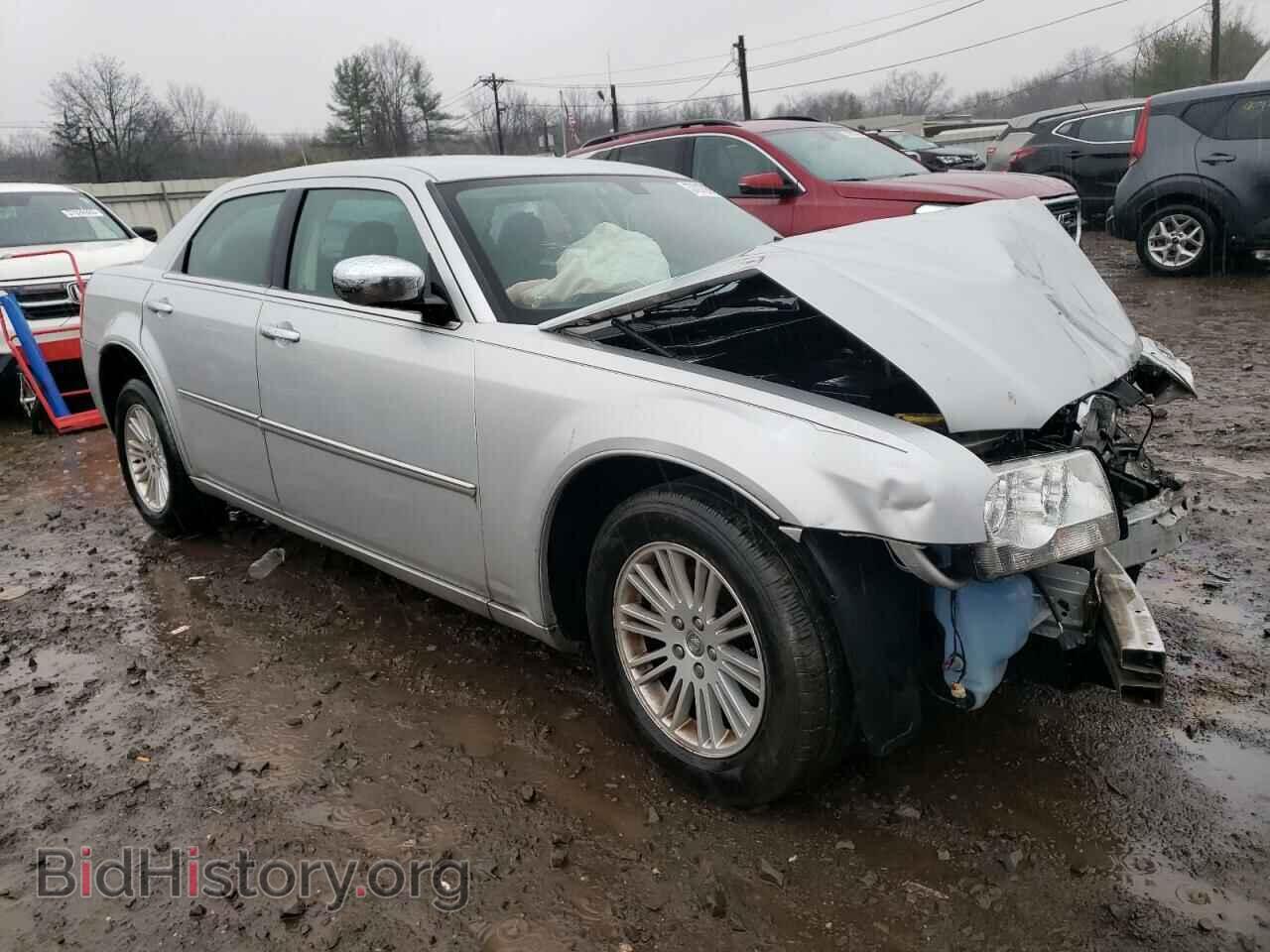 2010 CHRYSLER 300 - VIN: 2C3CA4CD9AH284908 - Фото 4