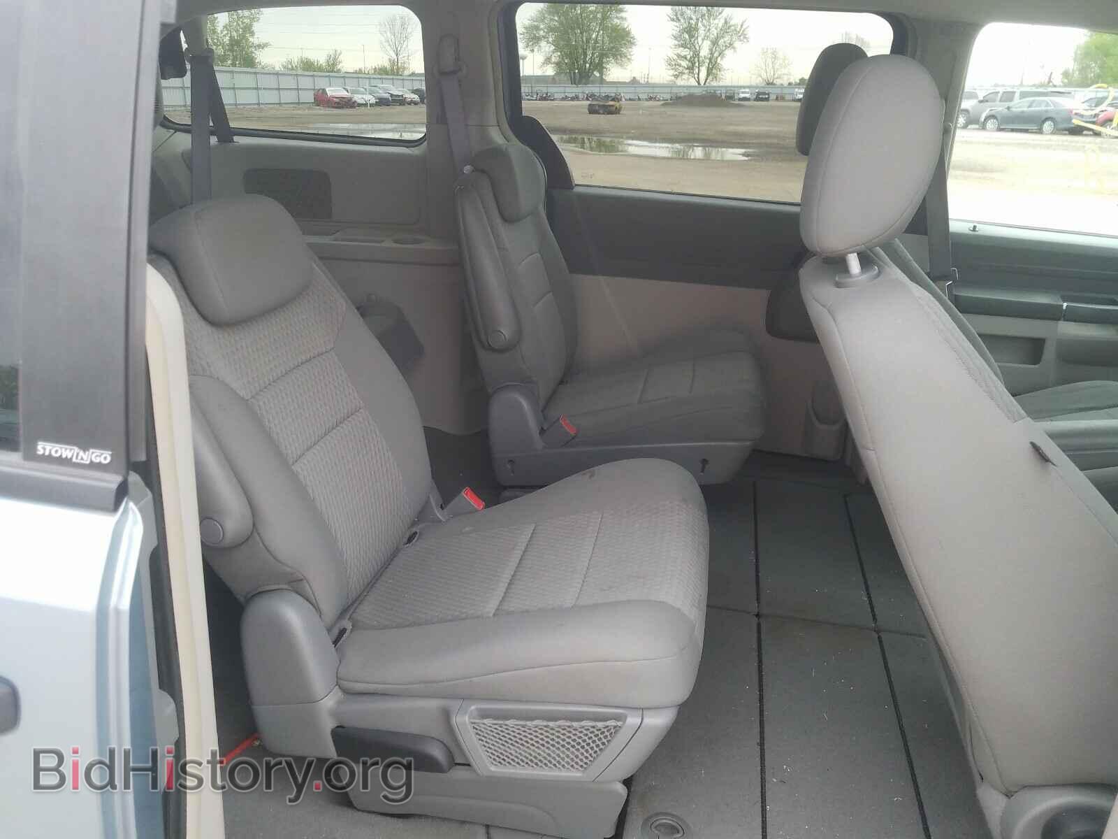 2008 CHRYSLER MINIVAN - VIN: 2A8HR44H98R728765 - Фото 6