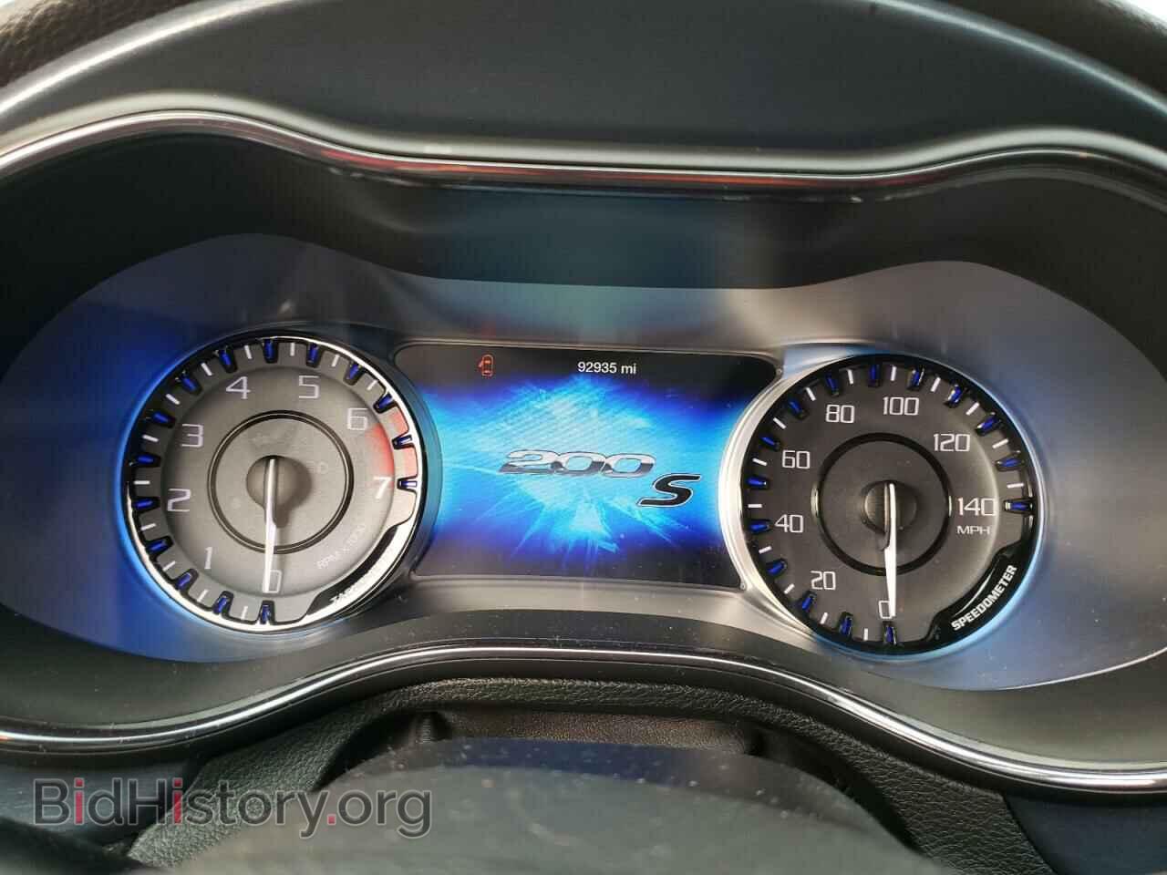 2016 CHRYSLER 200 - VIN: 1C3CCCBB3GN162596 - Фото 9