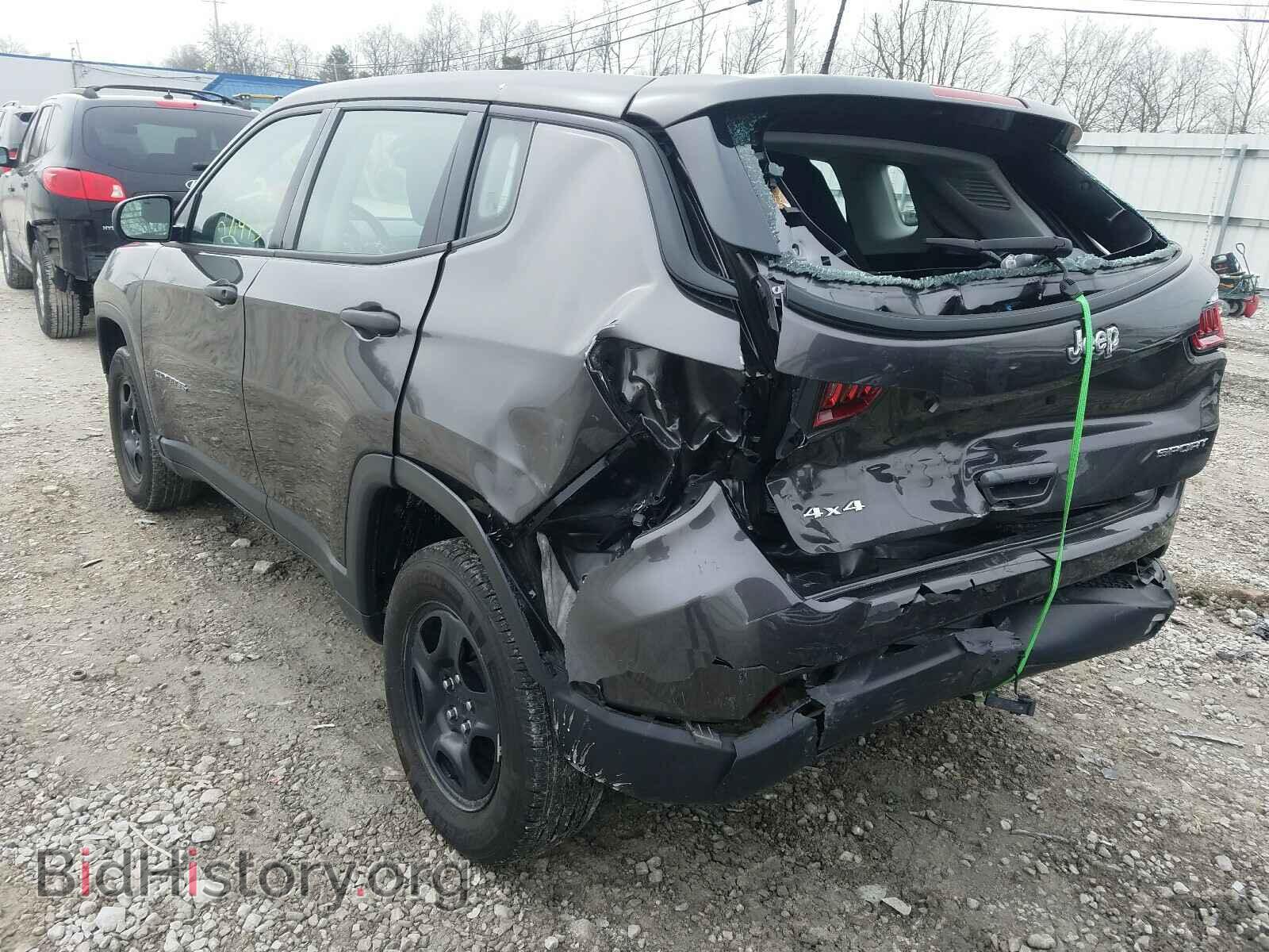 2019 JEEP COMPASS - VIN: 3C4NJDAB0KT597652 - Фото 3