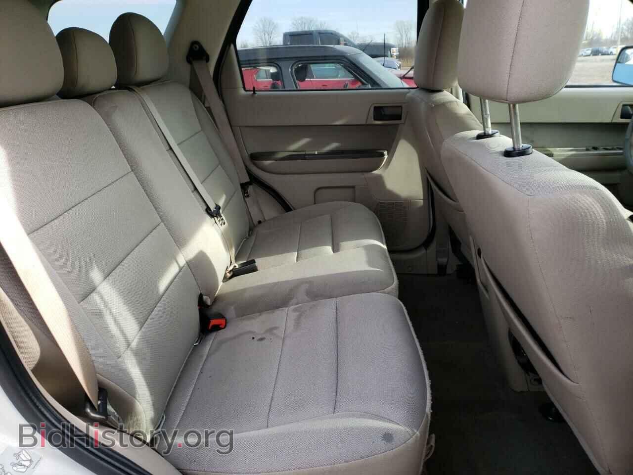 2010 FORD ESCAPE - VIN: 1FMCU0D76AKB64458 - Фото 11