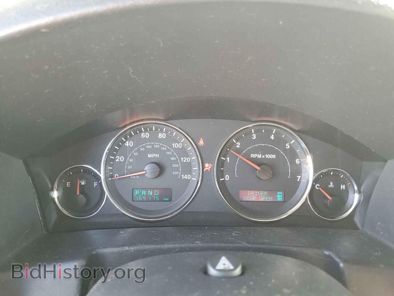 2007 JEEP COMMANDER - VIN: 1J8HG48KX7C577793 - Фото 9