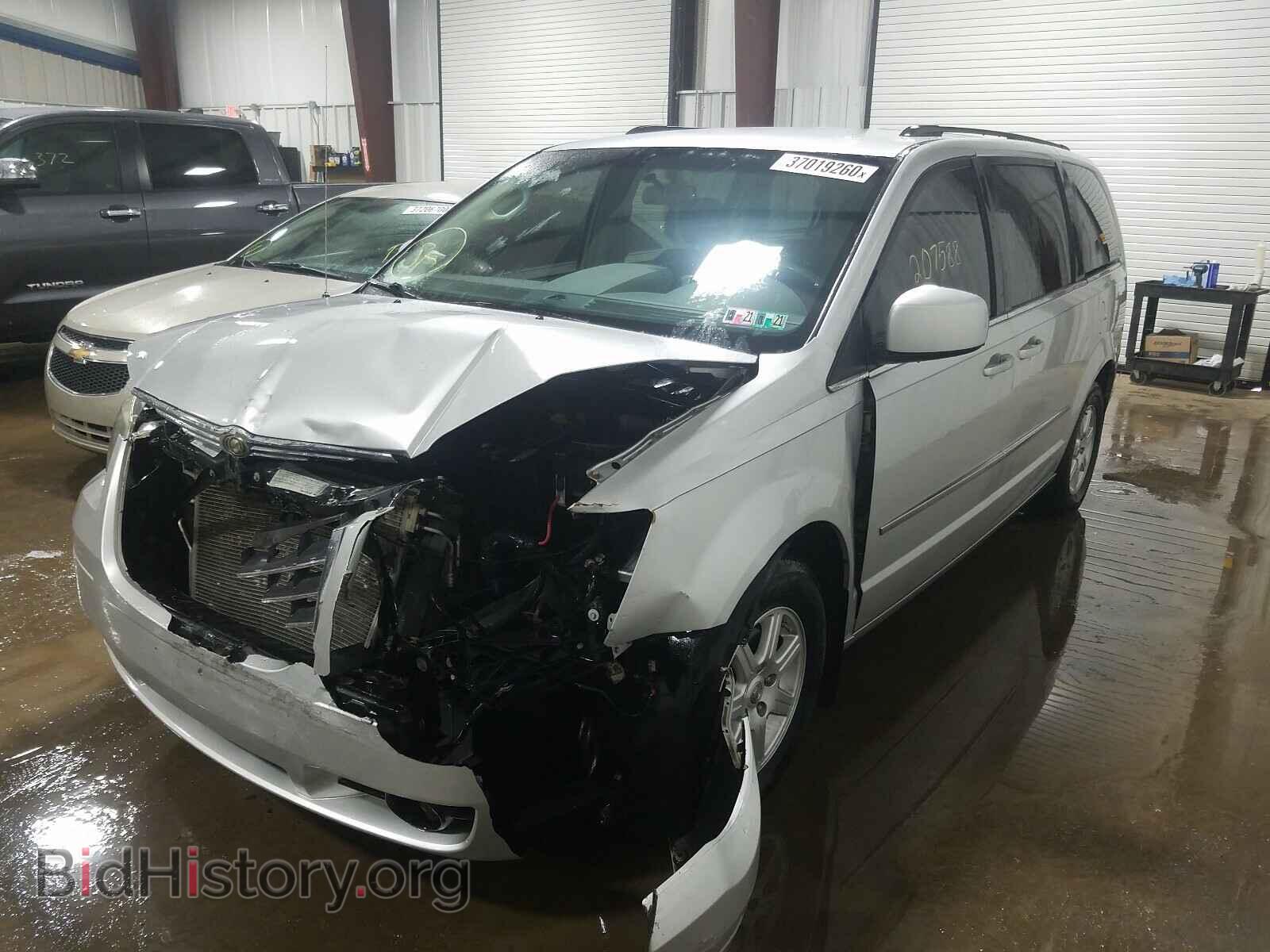 2010 CHRYSLER MINIVAN - VIN: 2A4RR5D15AR157117 - Фото 2